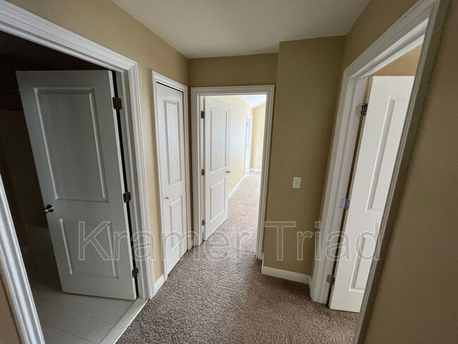 Building Photo - 41472 Glade Rd