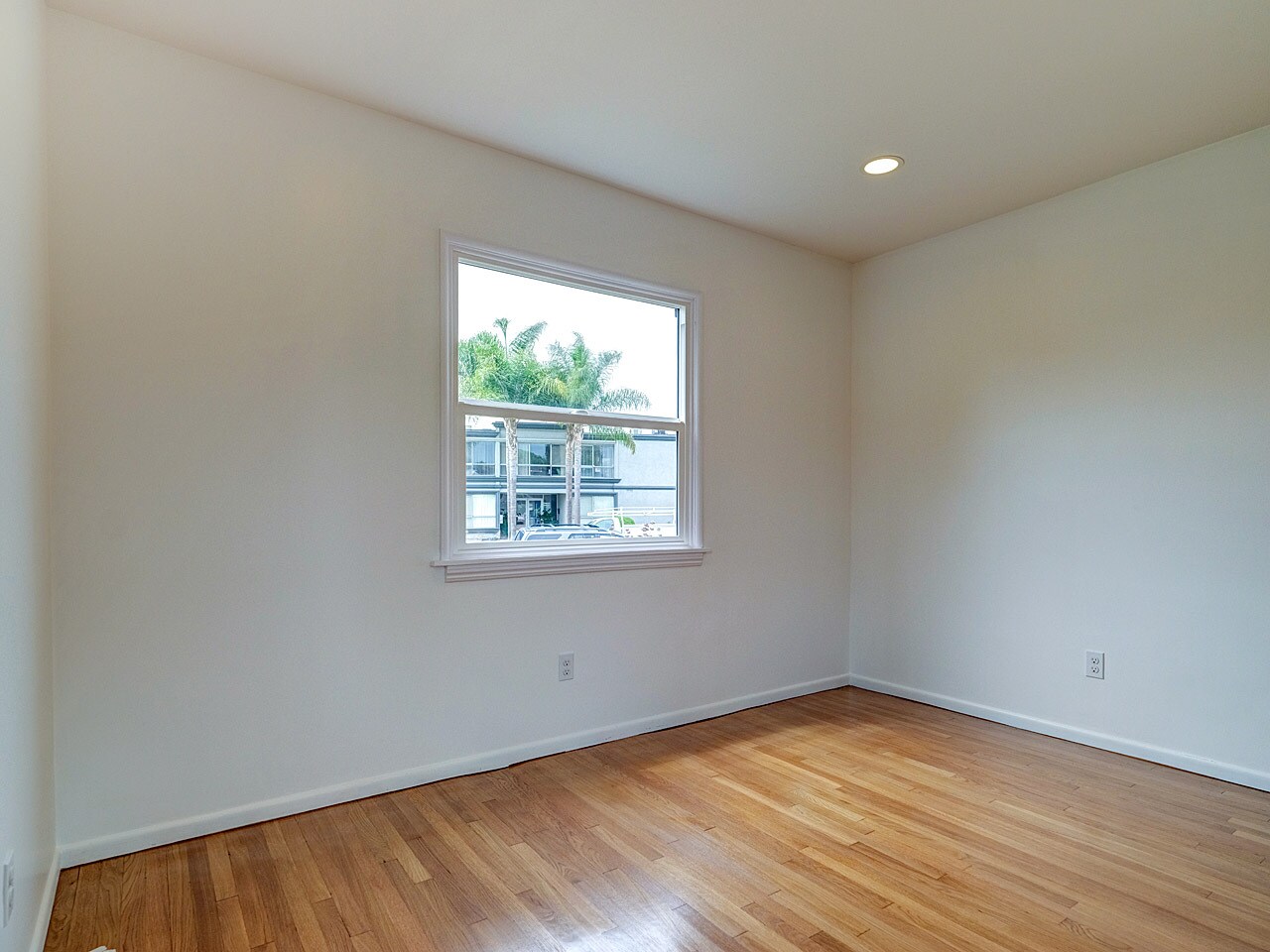 Building Photo - 7101 W 85th St