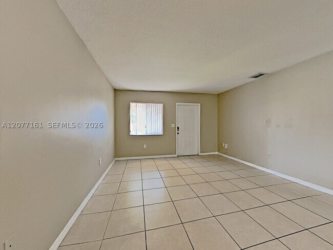 Building Photo - 5886 SW 162nd Path