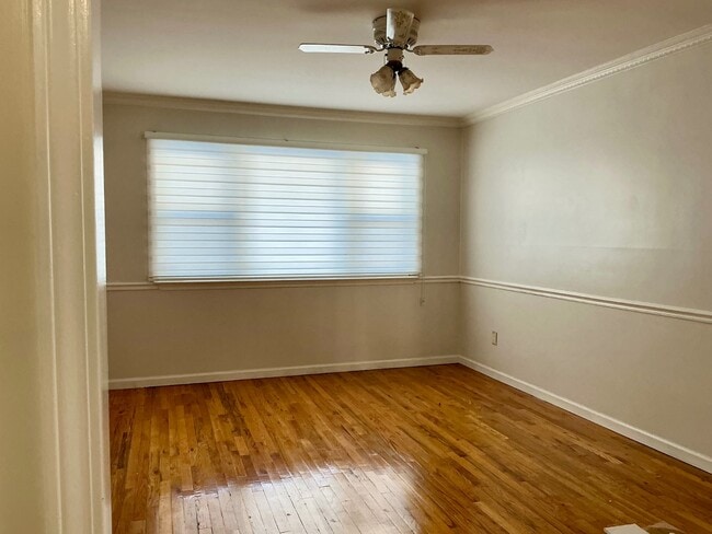 Building Photo - 306 Jefferson Ave