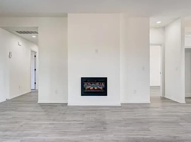 Building Photo - 2299 County Rd 1324