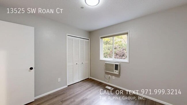 Building Photo - 13525 SW Roan Ct