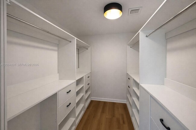 Building Photo - 16932 Calder Dr W