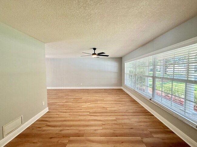 Building Photo - 4/3 WINTER PARK POOL HOME WITH WINTER PARK SCHOOLS! (Orange County Winter Park Schools)