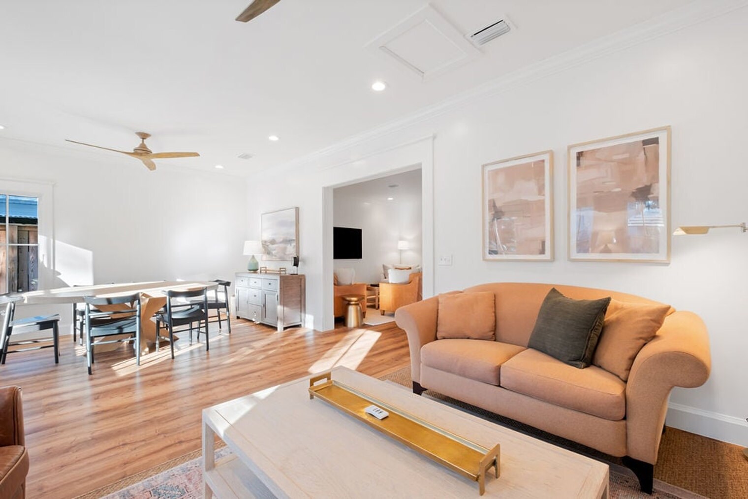 Building Photo - 463 Clareon Dr