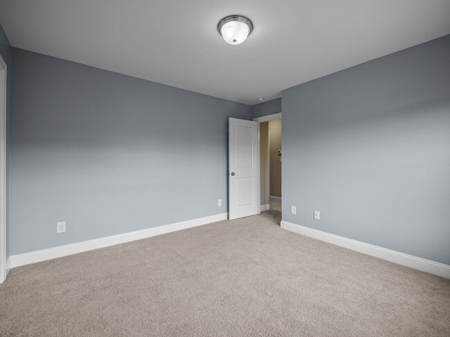 Building Photo - Welcome to Tall Pines Of New River!