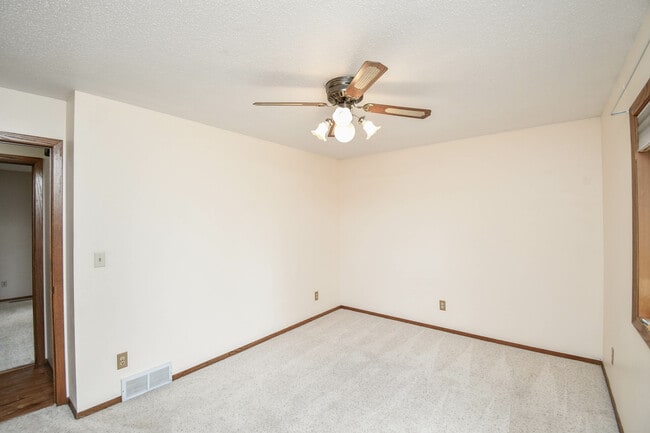 Building Photo - 26118 467th Ave