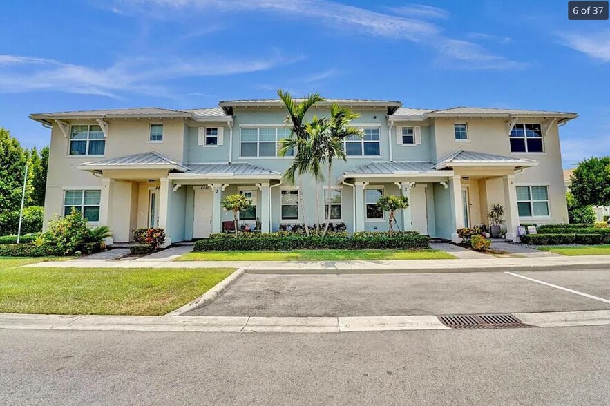 Building Photo - 4810 Eucalyptus Dr