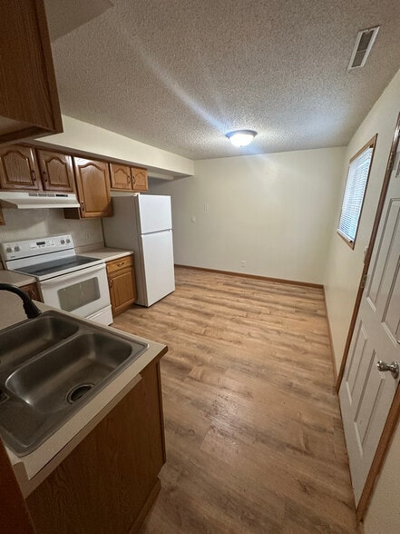 Building Photo - 508 Keystone Ave