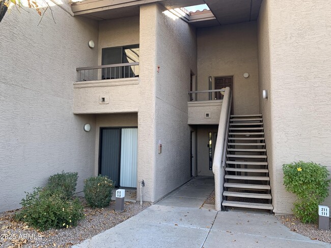 Building Photo - 9445 N 94th Pl