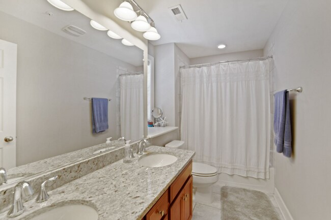 Building Photo - 503 Crown Park Ave