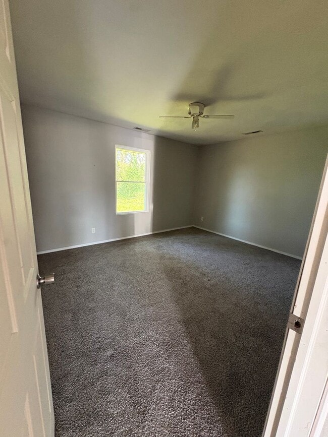 Building Photo - Reed Enterprises Management