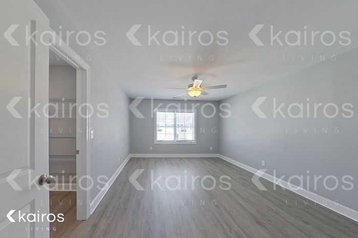 Building Photo - 3716 Oak Leaf Wy