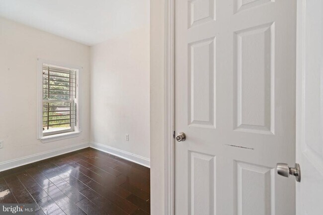 Building Photo - 1729 Fontain St