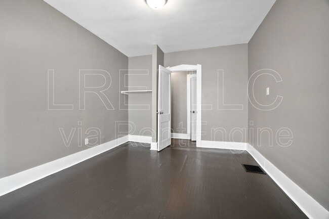 Building Photo - 4203 Vermont Ave