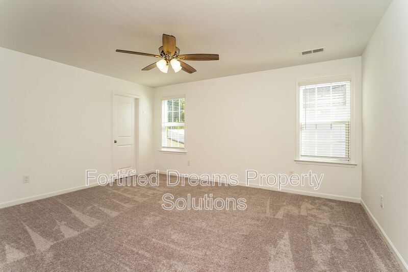 Building Photo - 254 Tally Mdw Ct