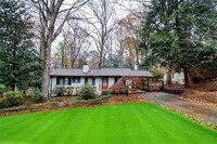 Building Photo - 1301 Willivee Dr