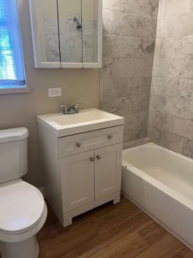 Building Photo - Cute Remodeled Deltona Beauty Call Sheila ...