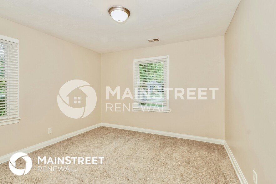 Building Photo - 4213 Searcy Ln