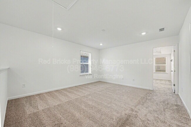 Building Photo - 3629 Edisto Pl