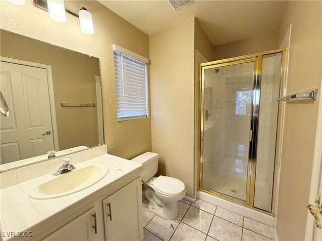 Building Photo - 7761 Locke Haven Dr