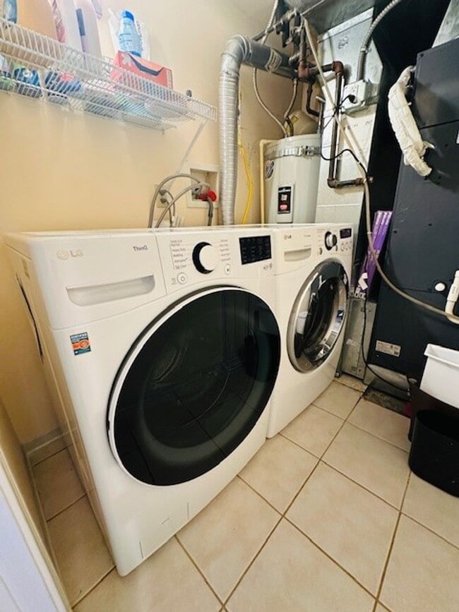 Building Photo - 2Bd/1Ba Seattle Home