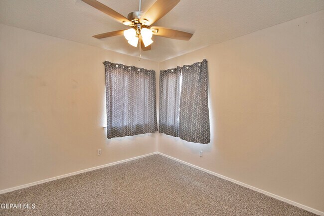 Building Photo - 11726 Stone Castle Dr