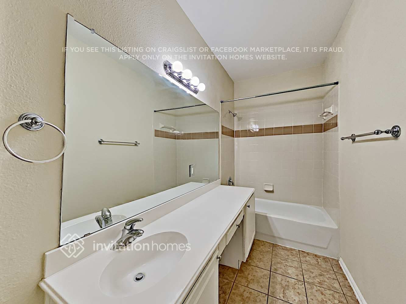 Building Photo - 3724 Queenswood Ct