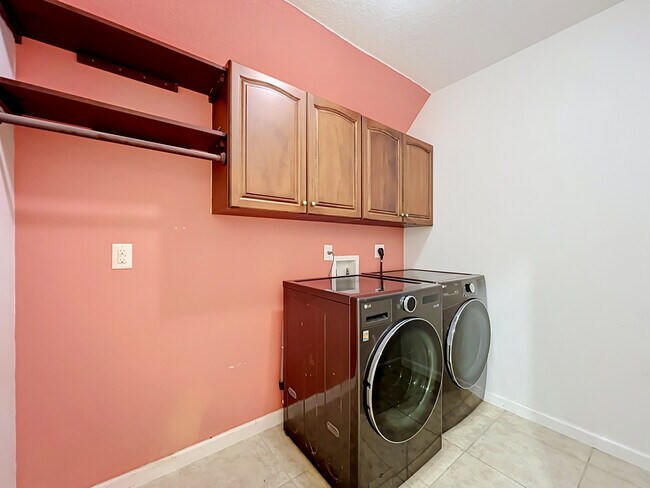 Building Photo - 1288 Dillard Dr SE