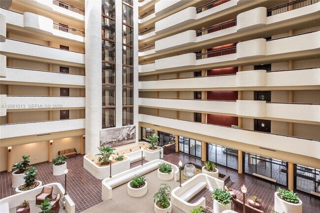 Building Photo - 600 Biltmore Way