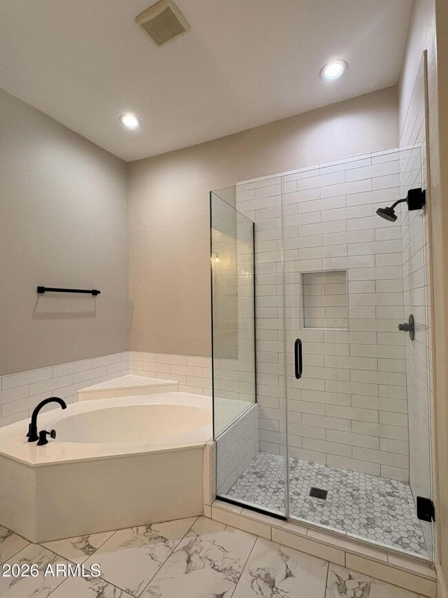 Building Photo - 13031 W Stella Ct