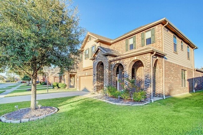 Building Photo - 11022 Avery Oaks Ln