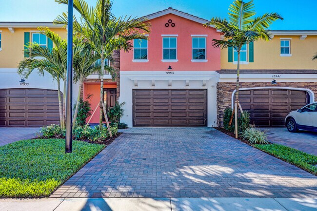 Primary Photo - 12937 Trevi Isle