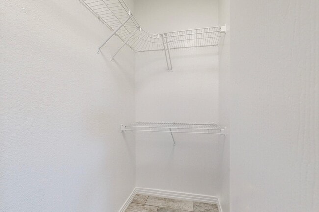 Building Photo - 5419 Saturnia Rd NW