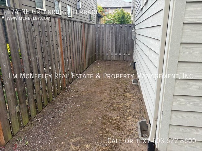 Building Photo - 174 NE Greenridge Terrace