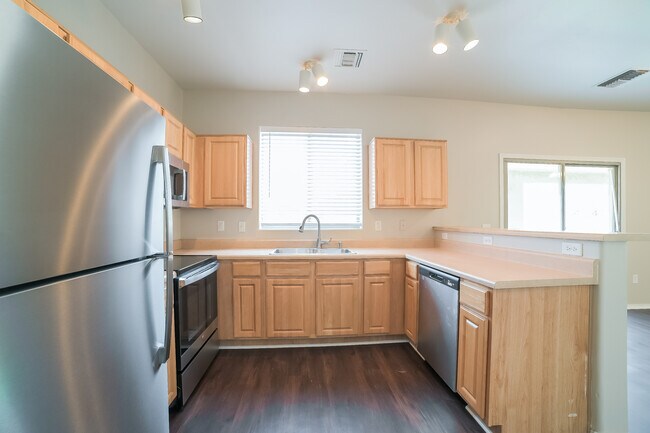 Building Photo - 6809 S Camino De Azar