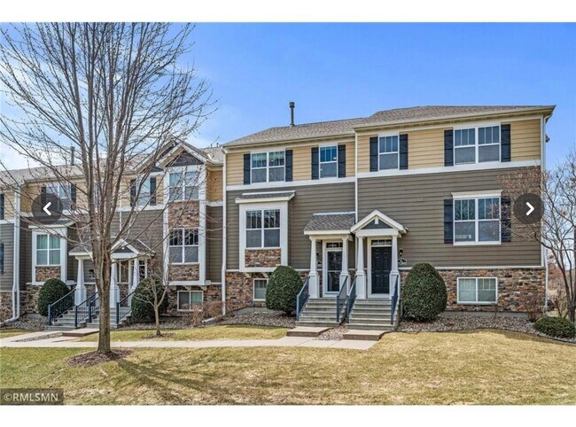 Building Photo - 11280 Sand Castle Dr