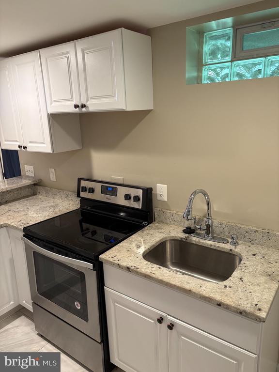 Building Photo - 4104 Swiss Stone Dr