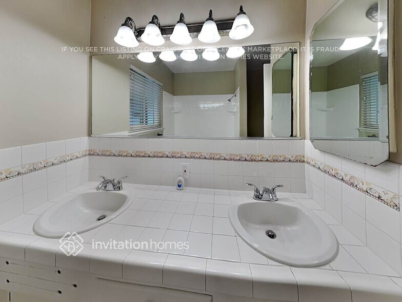 Building Photo - 7594 Mt Vernon St