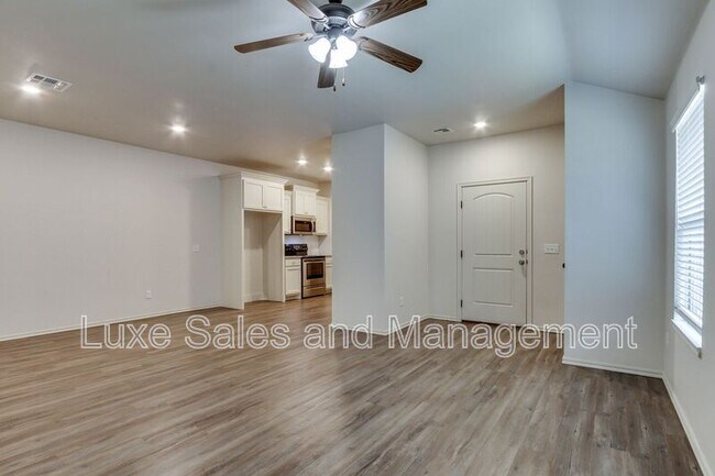 Building Photo - 437 Chalk Hill Ct