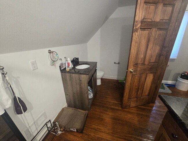 Building Photo - Available for Move In This November!