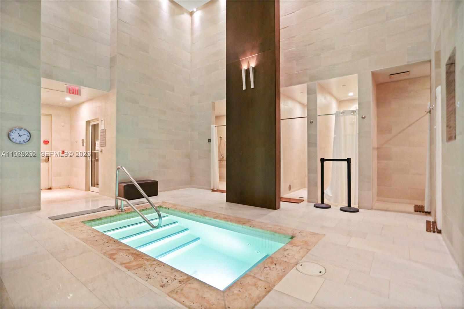 Building Photo - 1850 S Ocean Dr