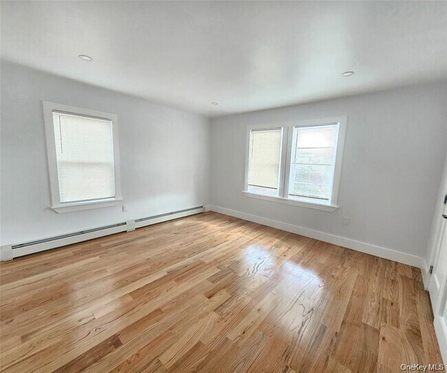 Building Photo - 3-09 Beach 91st St