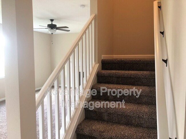 Building Photo - 5836 NE Chandra Ct