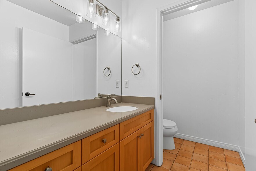 Building Photo - 8246 Caminito Modena