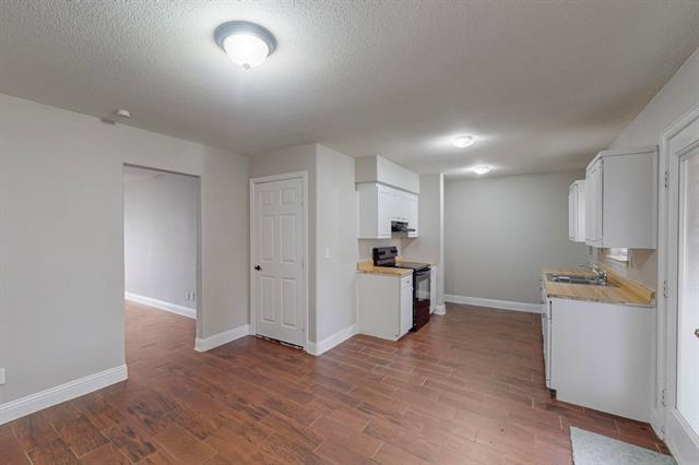 Building Photo - 3842 Commonwealth Dr