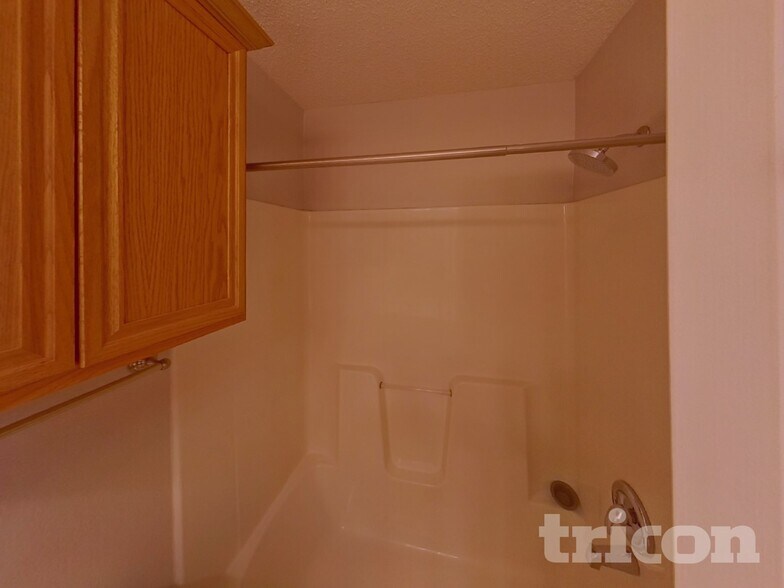 Building Photo - 2983 Firewheel Dr