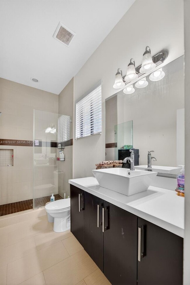 Building Photo - 14541 SW 16th St