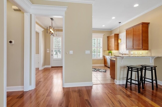 Building Photo - 4244 Grove Park Dr