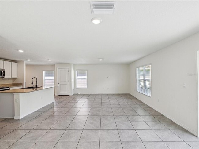 Building Photo - 11792 White Willow Ln